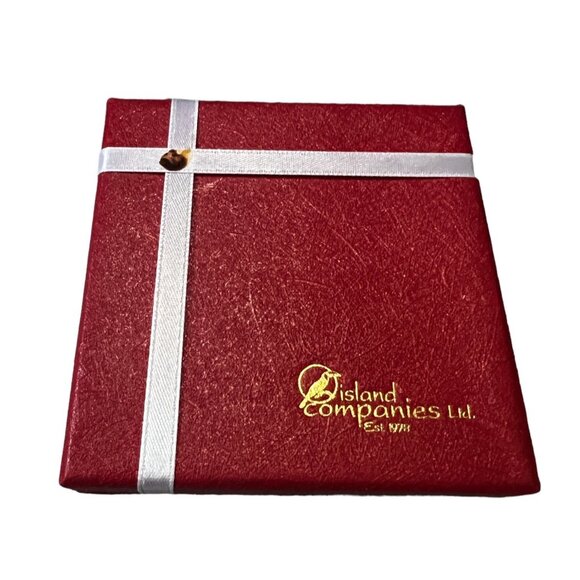 Island Companies Silver Cayman Islands Chain Bracelet with Clasp & Heart Charm - Picture 2 of 5